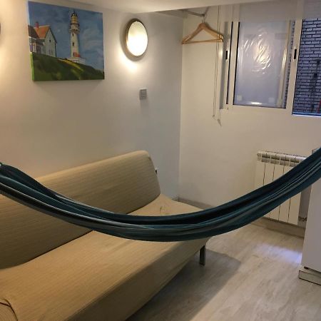 شقة Acogedor Estudio Camarote En El Centro De مدريد المظهر الخارجي الصورة