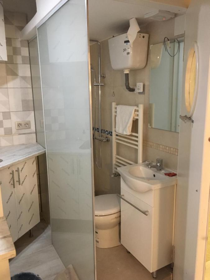 شقة Acogedor Estudio Camarote En El Centro De مدريد المظهر الخارجي الصورة